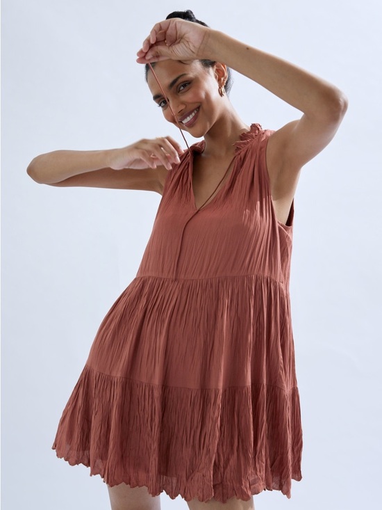 Aritzia Dresses & Skirts - Aritzia Wilfred Daiquiri Dress